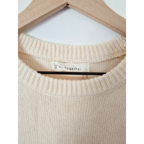 NWT By Together Cream Sweater w/ Pink Hearts • Crewneck • Size S - Picture 5 of 5